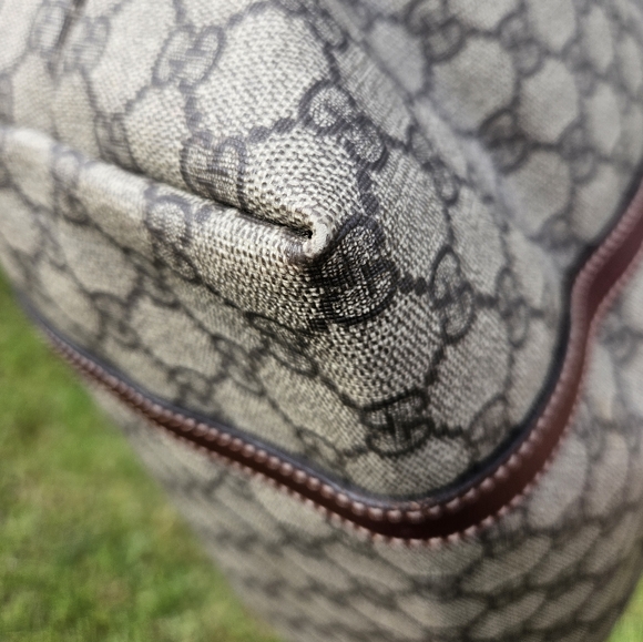 Gucci GG Supreme Joy Tote - Picture 14 of 16